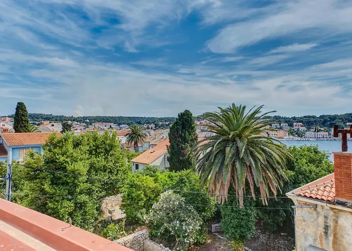 Dami Lägenhet Mali Lošinj